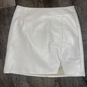 Medium Wild Honey white leather skirt